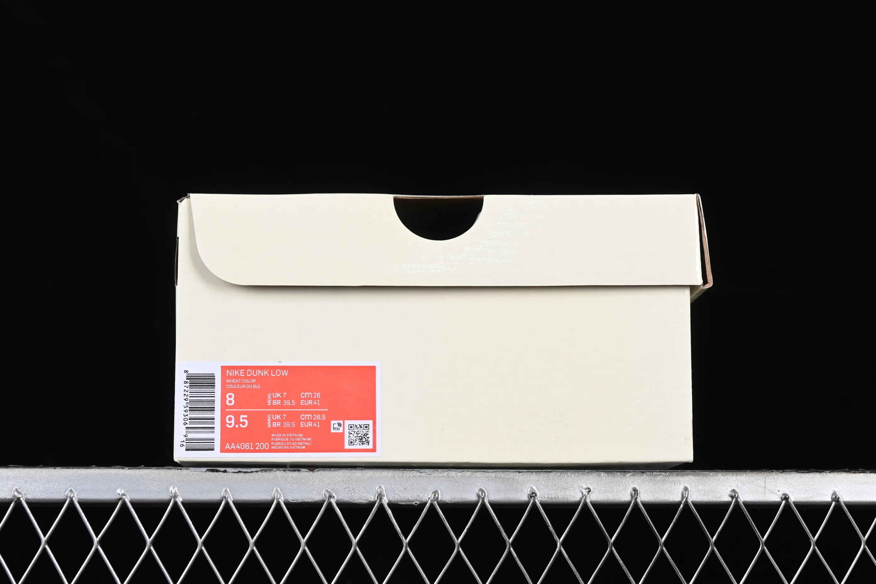All categories Nk SB Dunk series Nk SB Dunk Low low-top sneakers F version Nk SB Dunk Low suede wheat SB low-top casual sneakers AA4061-200